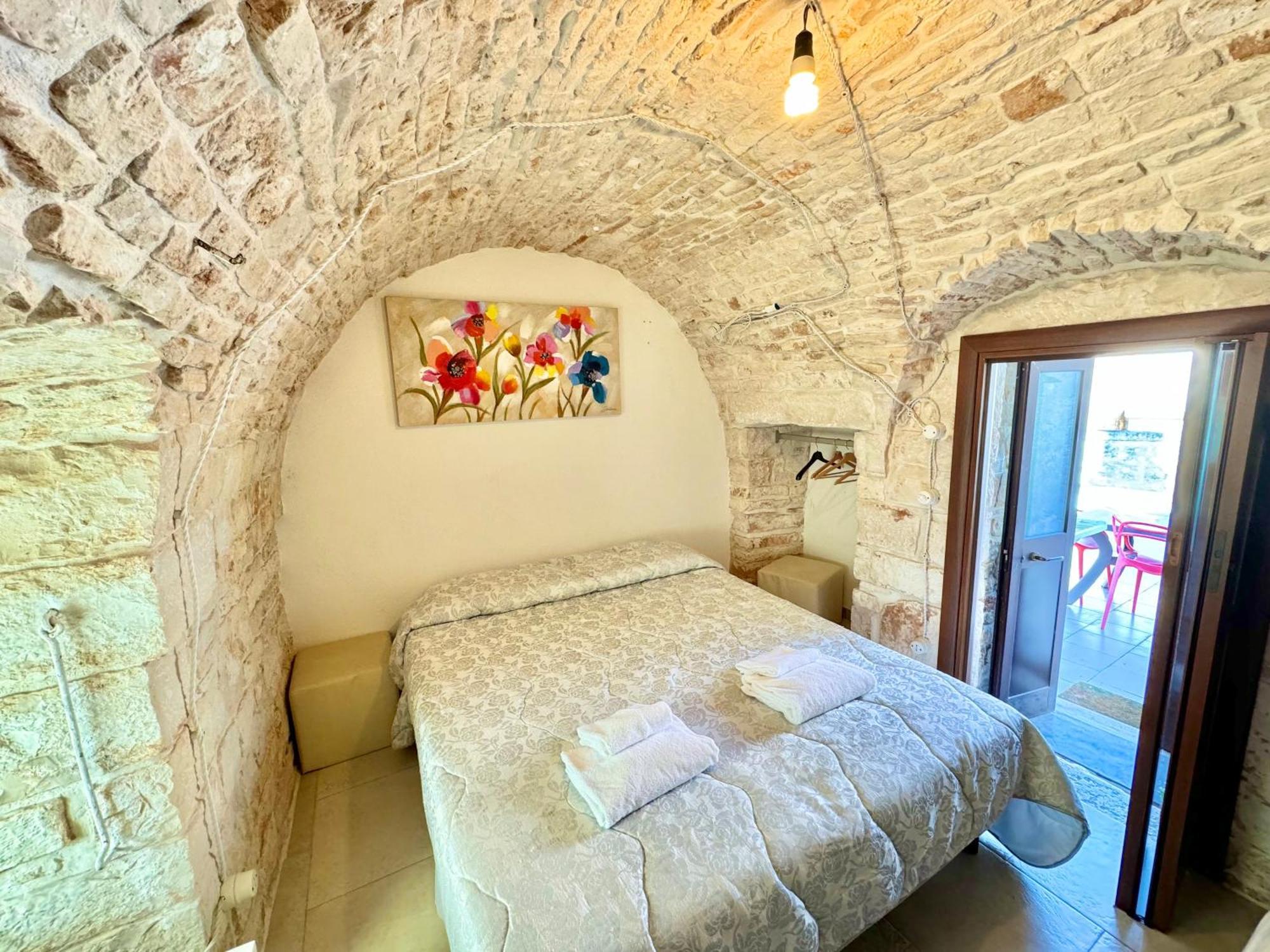Trulli Fenice Альберобелло Экстерьер фото