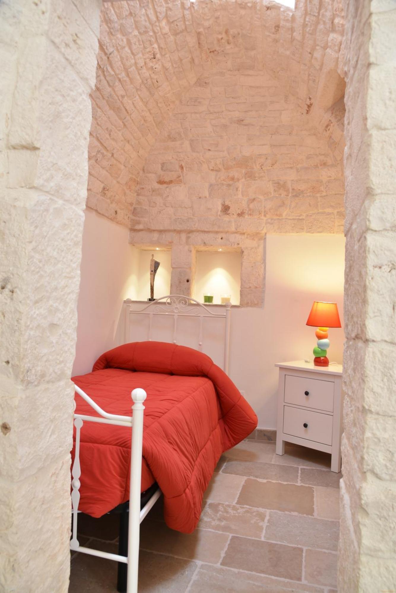Trulli Fenice Альберобелло Экстерьер фото
